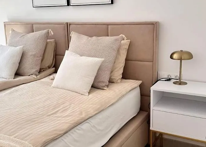 شقة Sandy Coast Hospitality *